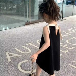 Девушки платья новое детское черное платье летнее детское рукавочное платье модное платье для принцессы детское платье в стиле ремня D240520
