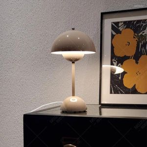 Lâmpadas de mesa modernas luminária de flor moderna lâmpada noite clara de cogumelo nórdico de cabeceira de cabeceira de casamento quarto de decoração simples quarto