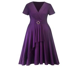 レディースのためのエレガントなドレス安いプラスサイズのドレス中年女性ファッションF0638紫色の黒い色付きボタン6186866