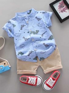 Clothing Sets Baby and toddler summer full print mini dinosaur pattern short sleeved shorts set outdoor stand up collar shirt fashionable J240518