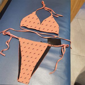 Mektuplar baskılı bikinis seti kadın tasarımcı yastıklı yüzme sutyen brifs lüks bölünmüş mayo yaz plaj mayoları seksi yaz seksi push up havuz mayo