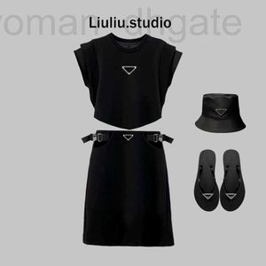 Two Piece Dress designer European triangle short sleeved skirt set with high-end Hepburn style, elegant and socialite casual age reducing two-piece WT81