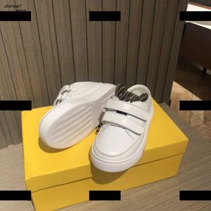 Top Kids Casual Shoe Child Sneakers Animal shaped design tongue Children's Shoes Size 26-35 baby shoes Box protection shipment
