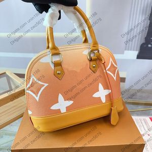 24ss Women Carryall Shoulde Bags shell Totes Diagonal Leather Crossbody Bag For Ladies Luxury Designer Handbag Card Holder Outdoor Trav Eclo