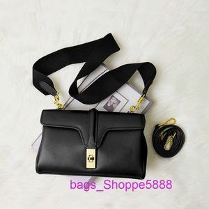 Shops Are Bursting with High-quality Bags Leather and Cow Womens Bag Soft16 Arc De Wide Shoulder Strap High Sense Armpit Msenger Small Square Tide 0XPX