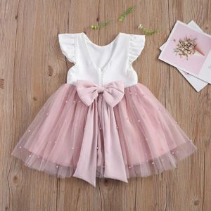 Flickas klänningar sommar prinsessa spädbarn baby flickor klänning med veckade ärmar solid pärla chiffong party spets lapp båge knut tutu klänning efter arbete 0-5 år D240520