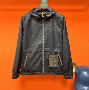 2024 New Designers Mens Jackets homens homens impermeáveis ​​quebra -vento com zíper da jaqueta de capuzes de seco rápido esporte de roupas masculinas de trincheira masculina