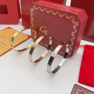 Дизайнерский браслет роскошные браслеты дизайнер для женщин с бриллиантовым дизайном сотни жестких браслетных ювелирных украшений.