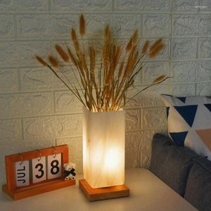 Tischlampen moderne dekorative Vase -Lampe für Schlafzimmer kreative einfache romantische kleine Nachthellglas am Krankenbett wieder auflösbar