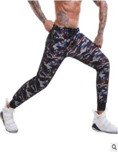 Nowy projektant Mens Jogger Autumn Pencil Pants Pants Men Camuflage Pants LUSE Wygodny ładunek spodni Camo Jogger z 9852347