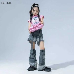 衣料品セット女の子ヒップホップクロップトップリッピングストリートダンスショーツチャイルドスイートハイネックTシャツストリートウェアジーンズ服セットキッズジャズコスチュームY2405204erv