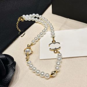 Brand Designer Fashion Jewelry Necklace Luxury 18k High Quality Pearl Luxury Design Necklace Romantic Wedding Gift Charming Womens Exclusive Necklace Box