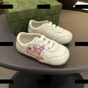 Top Todler Shoes Designer Cartoon Pattern Печать детская обувь мода детская обувь 1-3 T Box Упаковка резиновая подошва #multiple продукт