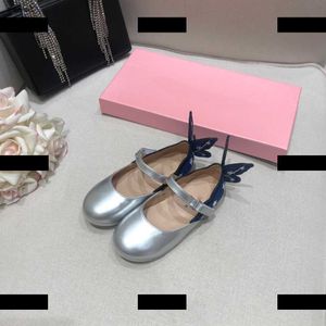 Top Girl flat shoes Child Sneakers kids Athletic Shoe Butterfly heel design New Listing Box Packaging Children's Size 26-35
