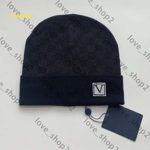 Designerhatt för mannen Louiseviution Beanie Mens and Womens Lvse Beanie Thermal Stick Letter Hat Luxury Get Ready Cap 426