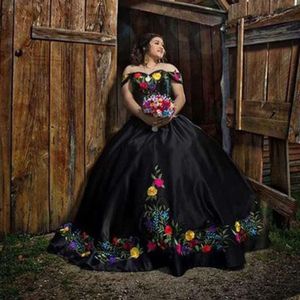 Ball Gown Sweet 16 Dresses Mexican Theme Off The Shoulder Beaded Black Satin Vestidos De Quinceanera Dress 0521