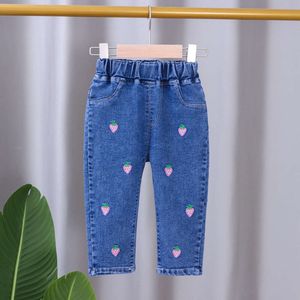 Baby enge Jeans Frühling Herbst Girls Suona Denim Hosen lässige Kinder Dehnung ausgestoßener Hosen Kinder Kleidung für 0-5 Jahre