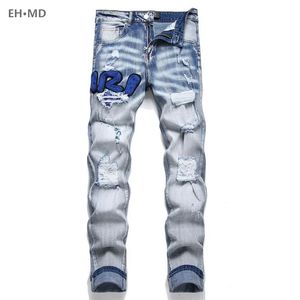Handgefertigte gestickte Jeans mit Herrenmuster im Herren im ethnischen Stil personalisierte Baumwoll-Hochelastizität Ultra-dünner Hosen 3D High Street Waschloch Schädel 4 240508