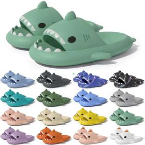 Slides Shark Free One Designer Shipping Sandal Slipper för Gai Sandals Pantoufle Mules Men Kvinnor tofflor Tränare Flip Flops Sandles C D82 S WO S