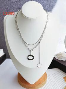 Aldrig blekna varumärkesdesigner hängen halsband rostfritt stål brev choker hänge halsband kedja smycken tillbehör gåvor