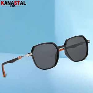 Boys Girls Polarized Sunglasses UV400 TR Metal Eyeglasses Frame Bicolor Rubber Kids Sun Glasses Travel Outdoor Sunscreen Eyewear 240521