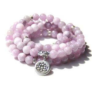 Ruberthen Natural A Grade Kunzite 108 Mala Bracelet Women Women Lotus Charm Yoga Bracelet Gemtones Bads Mala Rosário Colar 240521