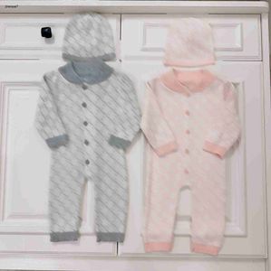 Top Kids Overalls Grid Letter Jacquard Säuglingsbodysuit Größe 50-80 zweiteilige Set Born Baby Strick und gestrickter Hut Dez10