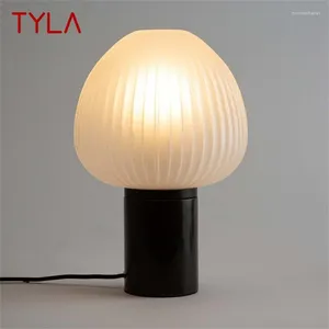 Lampade da tavolo Tyla Lampada moderna Design semplice decorativo per la scrivania di funghi da comodino per casa