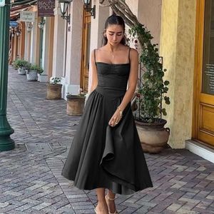 Designer Sommer Frauen Rock Französisch Vintage Maxi Kleider Courtstil sexy Trage Neckholder Kleid Blumenfarbige Farbe Neue Kleider 51f