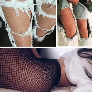 Kvinnors strumpor sexiga fisknätstrumpor Långt mesh diamant lårhög strumpbyxor kvinnlig hud svart strumpor