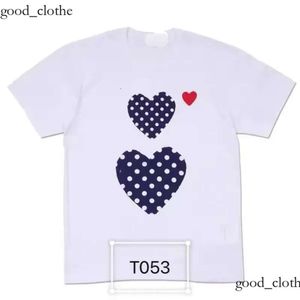 CDGSシャツデザイナープレイTシャツCOMS DES GARCONSファッションブランドレッドハート刺繍Tシャツ女性のラブスリーブカップル半袖男性プレイ2023 CDGSフーディー858