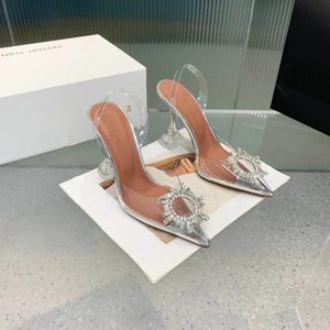 デザイナードレスシューズAmina Muaddi Sandals Satin Pointed Slingbacks Bowtie Pumps Crystal-Sunflower High Heeled Shoe 10cm Women's Party Wedding Shoes Dance Shoes