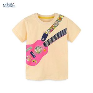 T-shirts Little maven 2024 Summer Clothes for Baby Girls Blouses T-shirt Fashion Guitar Print Cotton Tops Chidlren Kids Clothes Tops Y240521