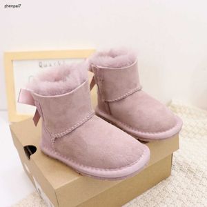 Top Kids Boots Winter Warm Snow Boots Baby Shoes Size 26-35 بما في ذلك SHOIN Box Designer Shoidler Sneakers Dec05