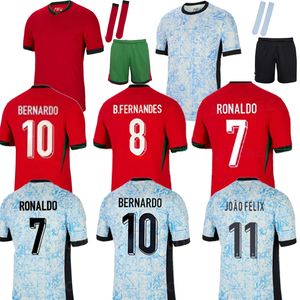 24 25 Euro Portugalia Koszulki piłkarskie Joao Felix Pepe Bermardo B.Fernandes Camisa de Futebol J.Moutinho Football Shirt Men Kit Kit Kit Ronaldo Portugalee