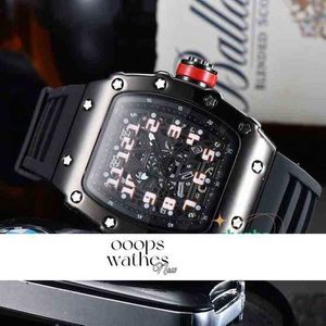 Designer Top Sport Calendar Luxury High Quality Casual Mens Womens Fashion Woman Mechanics Silicone Wristwatch Selling Watch N4AA