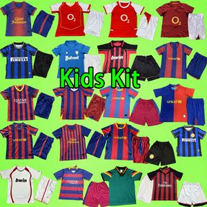 Kit Kit Kit Retro Soccer Maglie Messis Ronaldinho Maradona AC 94 95 96 97 98 99 04 05 06 07 08 09 10 11 12 13 14 CFC Boys Football Shirt Arsry Milans Kaka Napoli Inters