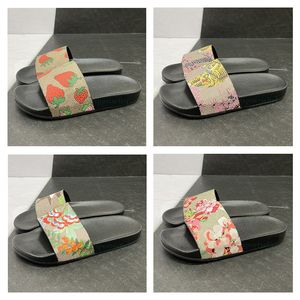 صندل Ltaly Slippers Paris New Rubber Slides Sandals Floral Brocade Women Men Slipper Flat Flats Flip Flop