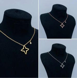 Luxury Designer Necklace Statement Classic Crystal Flower Colorful Clover Charm Pendant Necklace For Woman 18K Gold Plated Choker Sweater Chain Necklace Jewelry