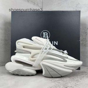 Casual Sneaker Lace Balmain Soled Top Shoes Shock-Absorbing Sports High Mens Fashion Couples Topp Unicorn Space Låg tjock kvalitet Ooy5