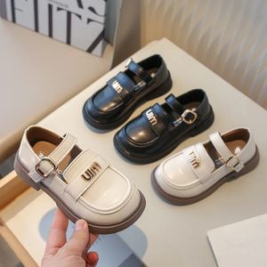 Barns designer läderskor för småbarn flickor festlägenheter barn loafers ankomst 240521