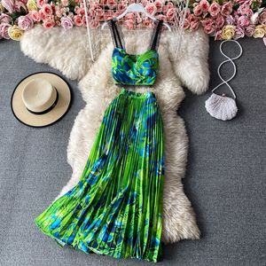 Two Piece Dress Summer Bohemian Set Women Floral Printed Short Cup Padded Lace Stitching Crop TopsHigh Waist Pleated Maxi Skirt 230209