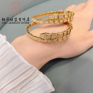 Newly designed bracelets are selling like hot cakes Snake Full Diamond Spring Bracelet for Womens New Gold Plated Fashion with Original logo bulgarly
