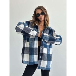 Autumn Winter Shirt Thickened Brushed Loose Versatile Checkered Women S New Lazy Style Flip Collar Coat Cardigan