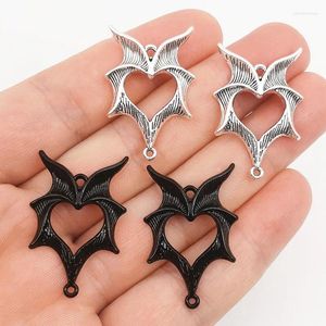 Charms 6pcs 35 23 mm retro Diabel Wing Miłość kształt serca Wisijanta Designer Fit Biżuteria