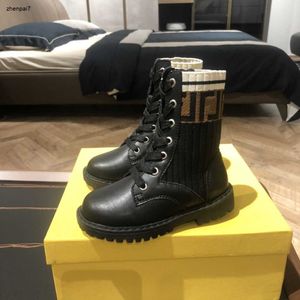 Top bebê botas casuais meninos meninas tênis de couro fosco de panturrilha design de emenda infantil de inverno tênis de moda de moda tamanho 26-35