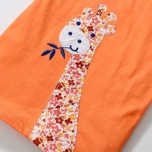 T-shirts Little maven 2024 Baby Girls Tops Tees Appliques Childrens Clothing Orange T-shirts Summer Cartoon Giraffe Kids Clothes Y240521