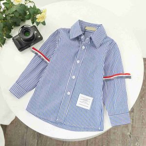 Top Baby Shirt Listra Vertical Design Boys Casat Tamanho 90-160 cm Camisa de vestido de menino Crianças Designer Roupos Child Bloups DEC05