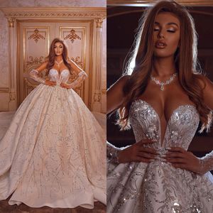 Luksusowe ukochane frezentacja sukni balowej sukienki ślubne Aplikacja bez rękawów koronkowe suknie ślubne brokatowy cekinowy szata de Mariee