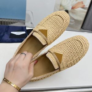 Womens Loafers Slip On Dress Shoe Designer Braided Raffia Outdoor Beach Shoe Retro Round Toes Slides Ladies Flip Flops Clsssic Flip Flops Black Khaki Leisure Shoe